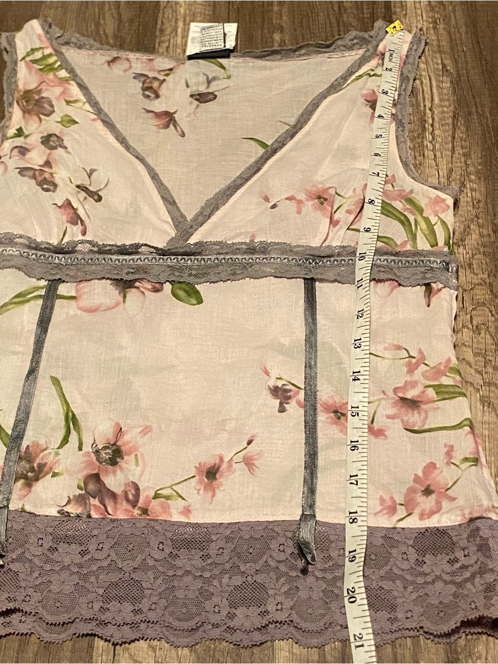 D&G Pink Floral V-Neck Lace-Trim Tank with Gray Accents - Picture 7 of 11